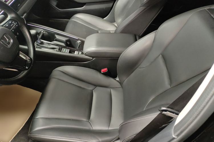 Used Honda Accord 2024 260TURBO Luxury Edition Left Front Seat