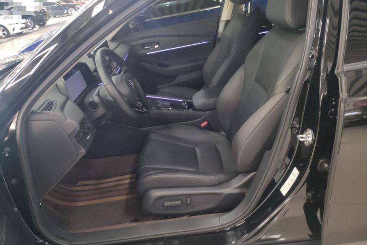 Used Honda Accord 2024 260TURBO Luxury Edition Left Front Seat
