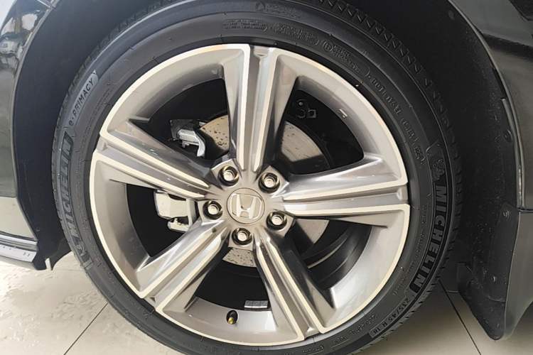 Used Honda Accord 2024 260TURBO Prestige Edition Left Front Wheel Hub