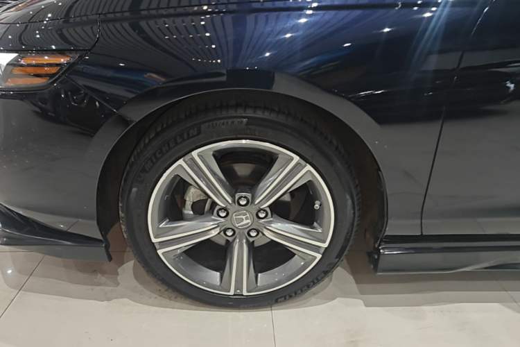 Used Honda Accord 2024 260TURBO Prestige Edition Left Front Wheel Hub