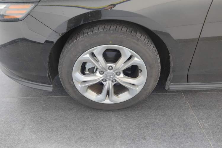 Used Honda Accord 2024 260TURBO Luxury Edition Left Front Wheel Hub
