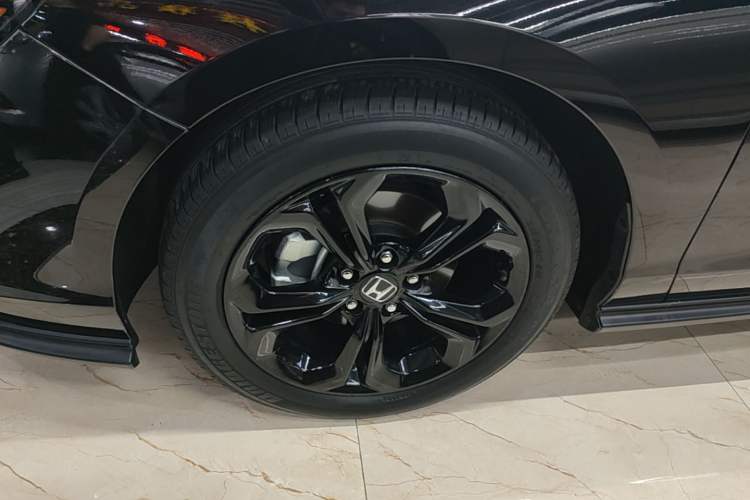 Used Honda Accord 2024 260TURBO Luxury Edition Left Front Wheel Hub