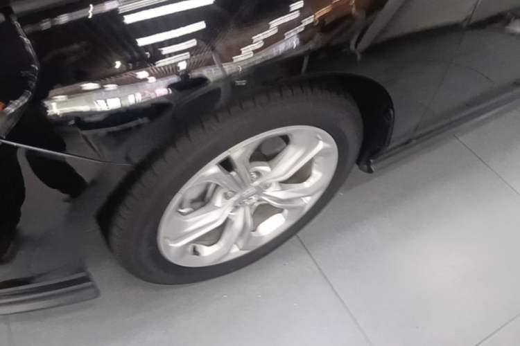 Used Honda Accord 2024 260TURBO Luxury Edition Left Front Wheel Hub