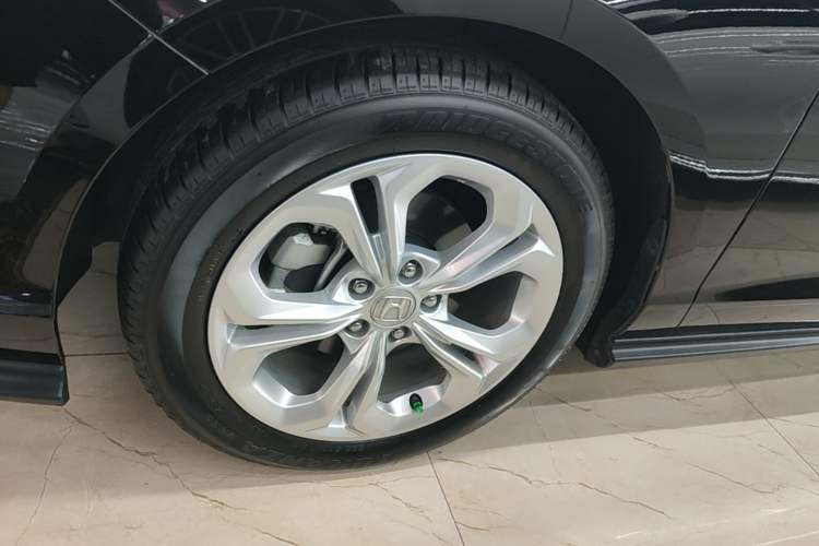 Used Honda Accord 2024 260TURBO Luxury Edition Left Front Wheel Hub