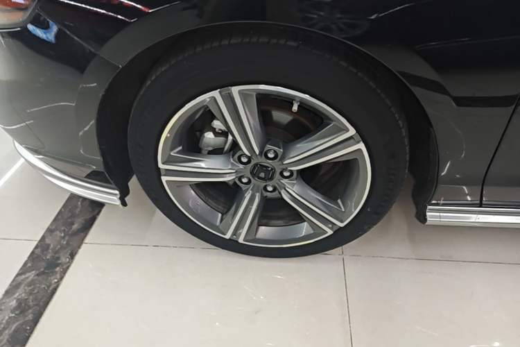 Used Honda Accord 2024 260TURBO Prestige Edition Left Front Wheel Hub