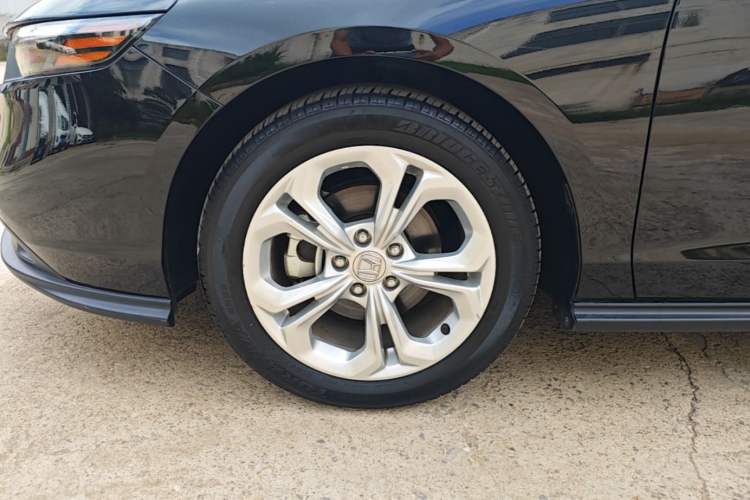 Used Honda Accord 2024 260TURBO Luxury Edition Left Front Wheel Hub