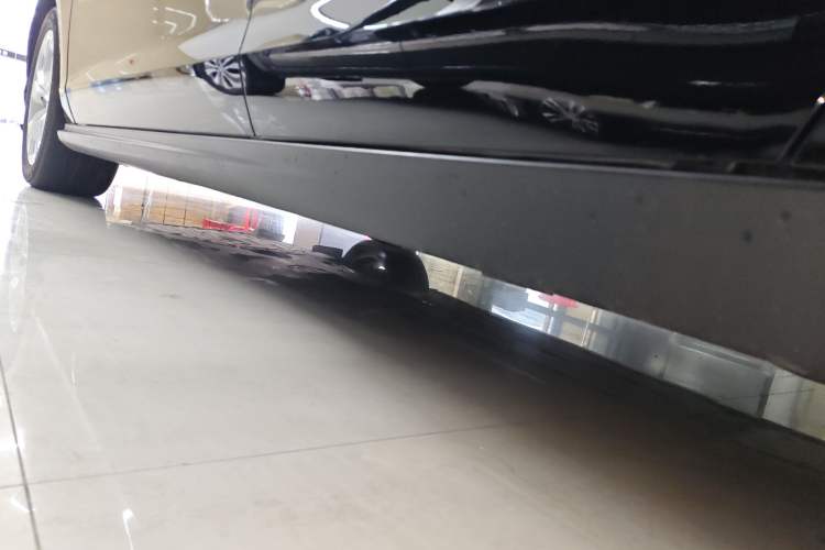 Used Honda Accord 2024 260TURBO Luxury Edition Left Side Sill