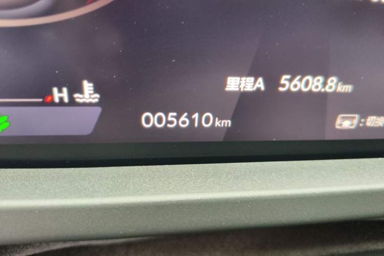 Used Honda Accord 2024 260TURBO Luxury Edition Odometer Close Up