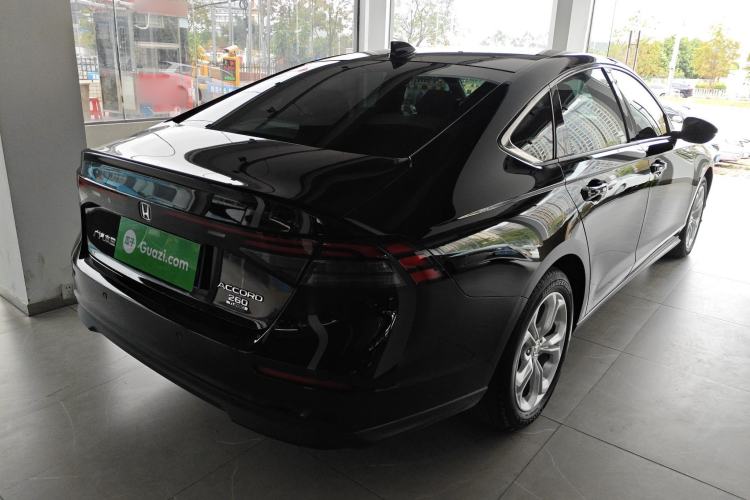 Used Honda Accord 2024 260TURBO Luxury Edition Rear Right 45 Deg