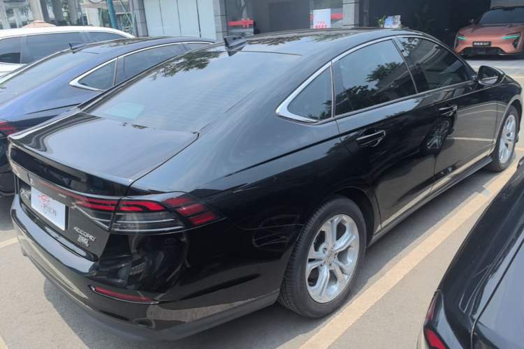 Used Honda Accord 2024 260TURBO Luxury Edition Rear Right 45 Deg