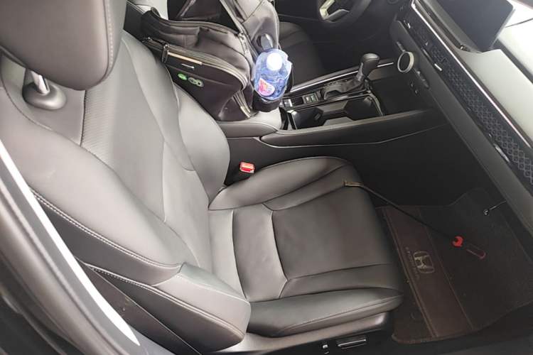 Used Honda Accord 2024 260TURBO Prestige Edition Right Front Seat