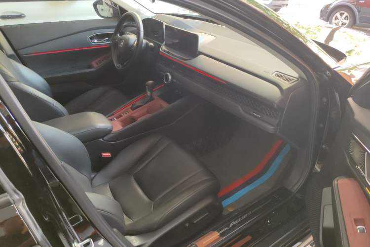 Used Honda Accord 2024 260TURBO Luxury Edition Right Front Seat