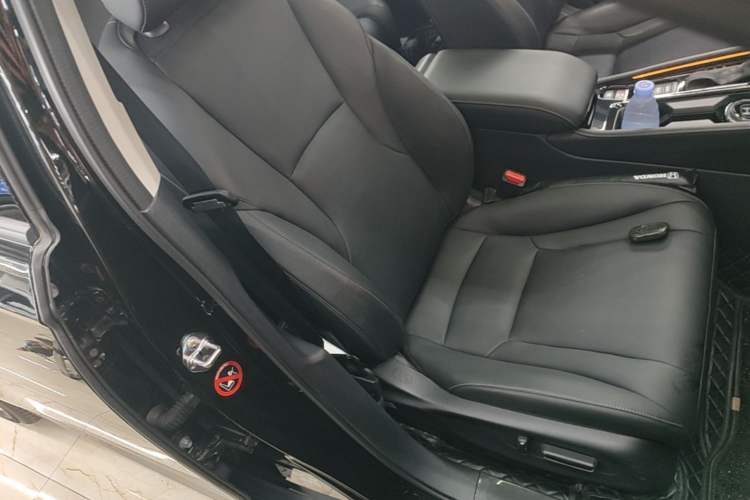 Used Honda Accord 2024 260TURBO Luxury Edition Right Front Seat