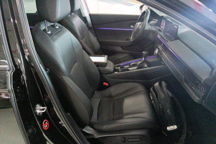 Used Honda Accord 2024 260TURBO Luxury Edition Right Front Seat