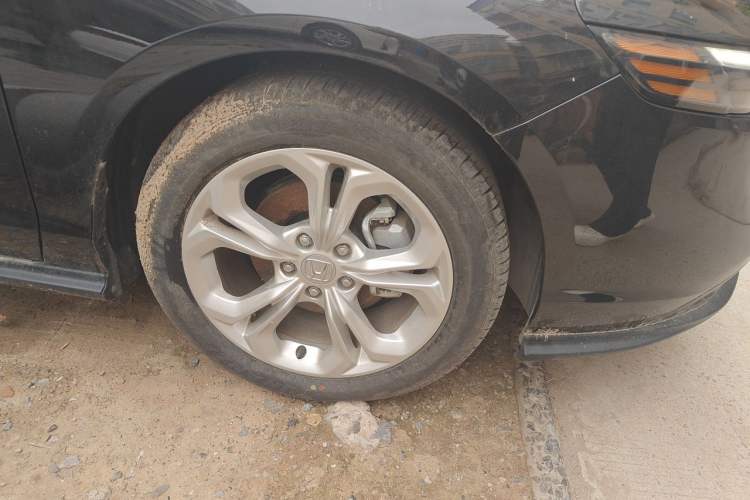 Used Honda Accord 2024 260TURBO Luxury Edition Right Front Wheel Hub