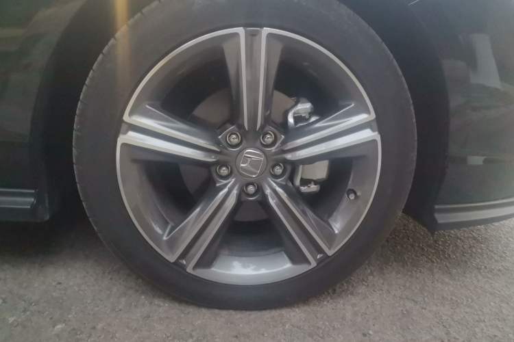 Used Honda Accord 2024 260TURBO Luxury Edition Right Front Wheel Hub