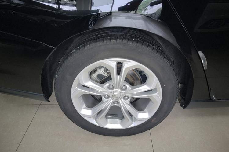 Used Honda Accord 2024 260TURBO Luxury Edition Right Rear Wheel Hub