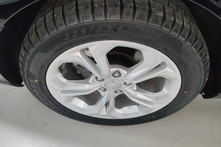 Used Honda Accord 2024 260TURBO Luxury Edition Right Rear Wheel Hub