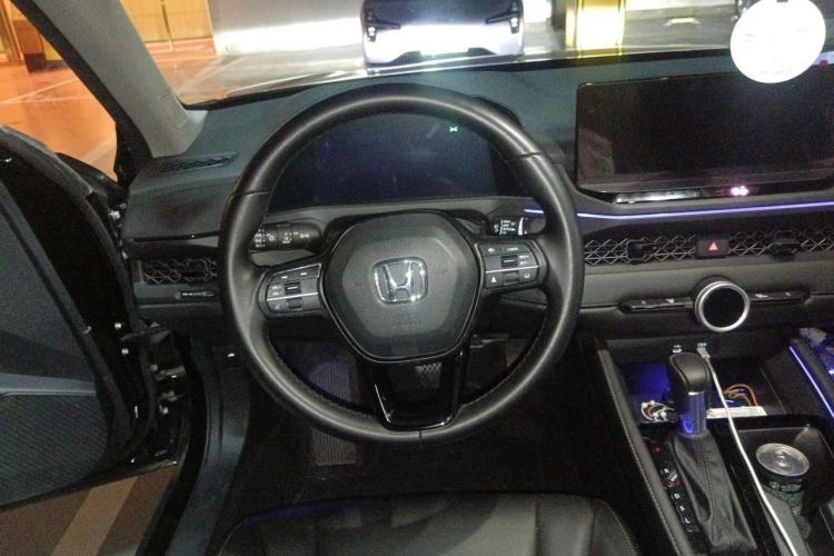 Used Honda Accord 2024 260TURBO Luxury Edition Steering Wheel