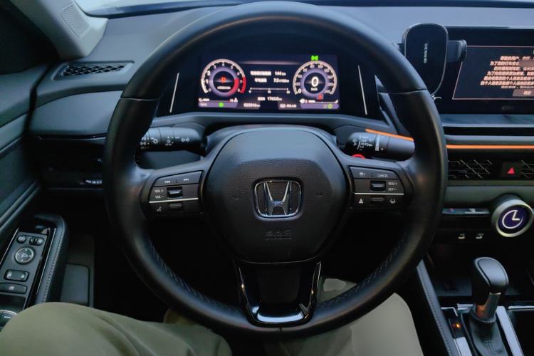 Used Honda Accord 2024 260TURBO Luxury Edition Steering Wheel