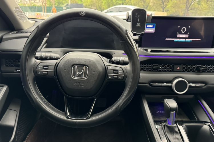 Used Honda Accord 2024 260TURBO Luxury Edition Steering Wheel