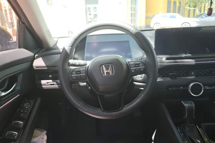 Used Honda Accord 2024 260TURBO Luxury Edition Steering Wheel