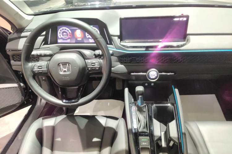 Used Honda Accord 2024 260TURBO Luxury Edition Audio And AC Panel