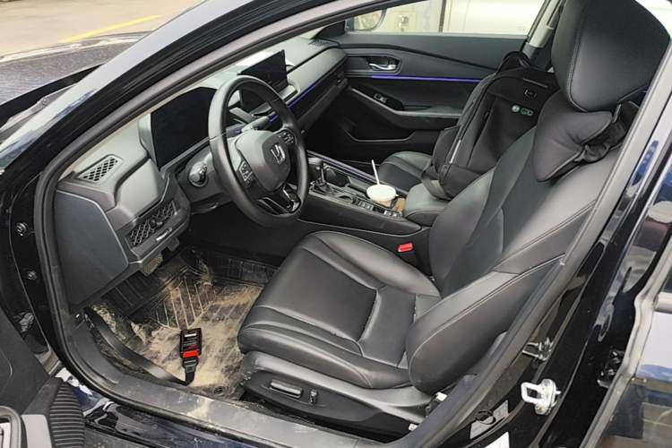Used Honda Accord 2024 260TURBO Luxury Edition Left Front Seat