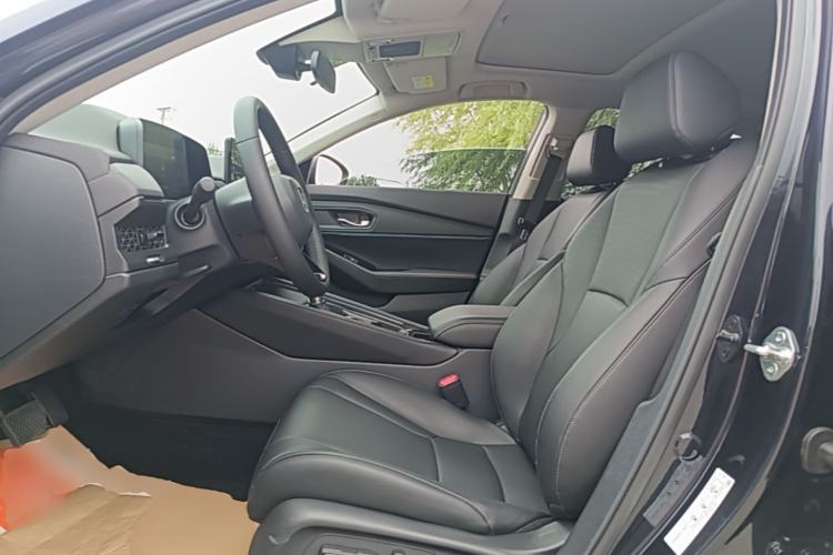 Used Honda Accord 2024 260TURBO Luxury Edition Left Front Seat