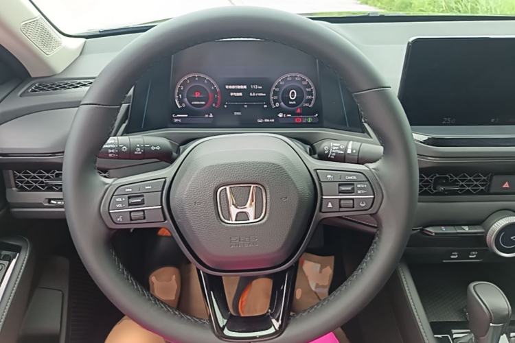 Used Honda Accord 2024 260TURBO Luxury Edition Steering Wheel