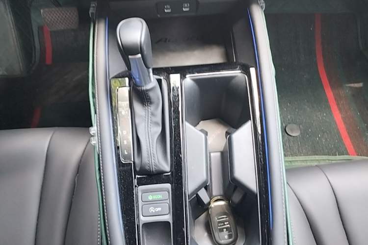 Used Honda Accord 2024 260TURBO Luxury Edition Gear Lever