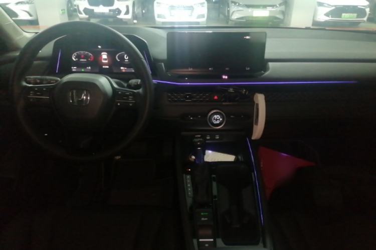 Used Honda Accord 2024 260TURBO Luxury Edition Center Console