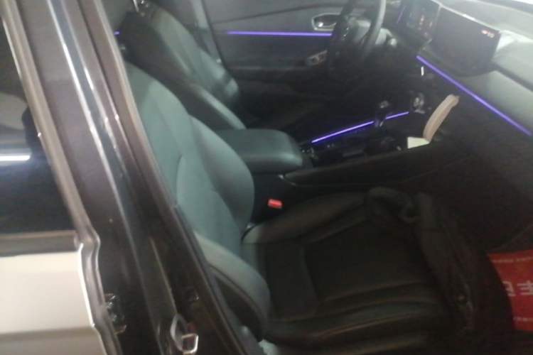 Used Honda Accord 2024 260TURBO Luxury Edition Right Front Seat