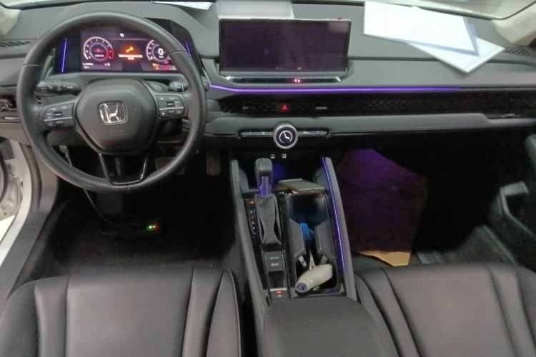Used Honda Accord 2024 260TURBO Luxury Edition Center Console