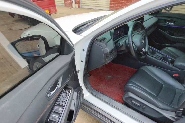 Used Honda Accord 2024 260TURBO Luxury Edition Driver Seat