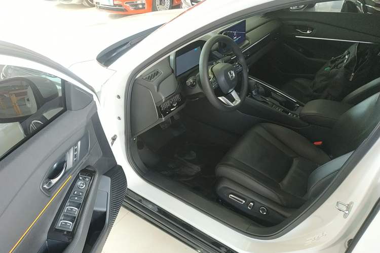 Used Honda Accord 2024 260TURBO Prestige Edition Driver Seat