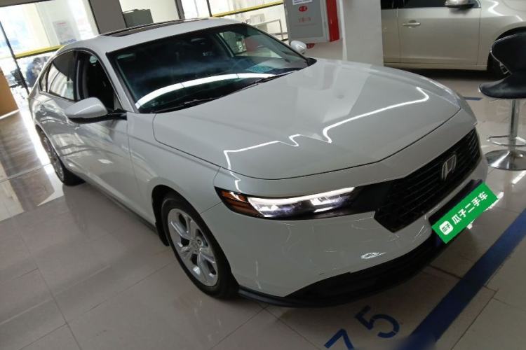 Used Honda Accord 2024 260TURBO Luxury Edition Front Right 45 Deg
