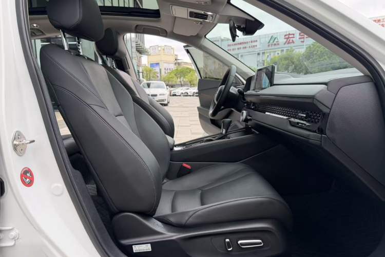 Used Honda Accord 2024 260TURBO Prestige Edition Interior 4