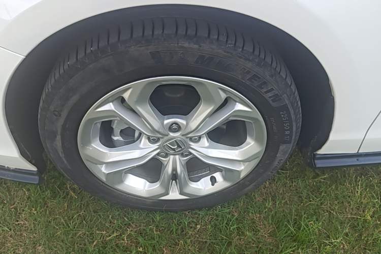 Used Honda Accord 2024 260TURBO Luxury Edition Left Front Wheel Hub