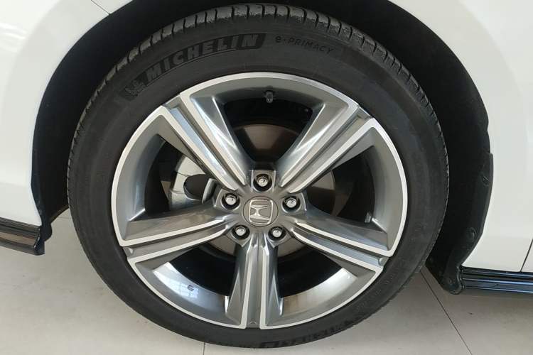 Used Honda Accord 2024 260TURBO Prestige Edition Left Front Wheel Hub