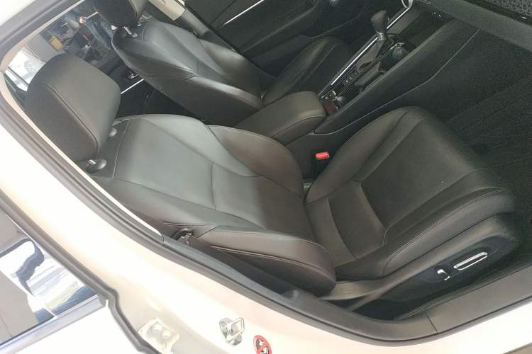 Used Honda Accord 2024 260TURBO Prestige Edition Right Front Seat