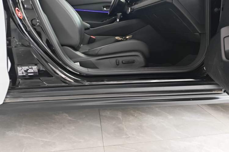 Used Honda Accord 2024 260TURBO Luxury Edition Right Side Sill