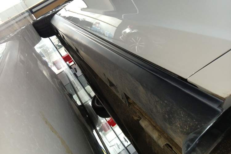 Used Honda Accord 2024 260TURBO Luxury Edition Right Side Sill