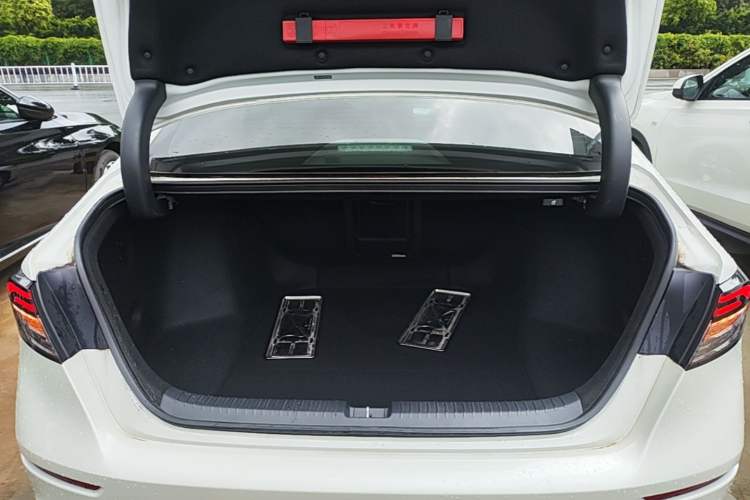 Used Honda Accord 2024 260TURBO Luxury Edition Trunk