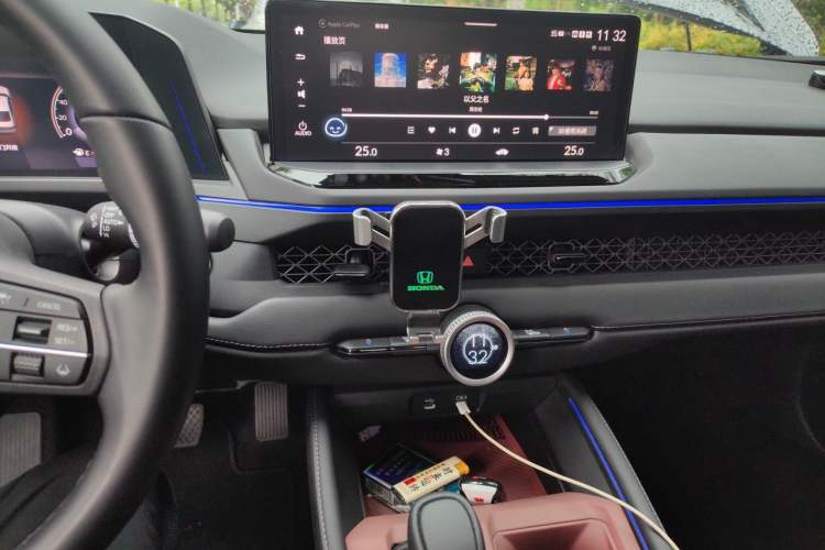 Used Honda Accord 2025 260TURBO Luxury Edition Audio And AC Panel