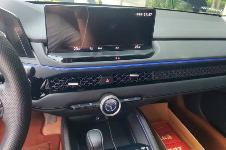 Used Honda Accord 2025 260TURBO Prestige Edition Audio And AC Panel