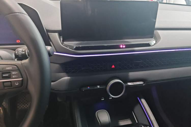 Used Honda Accord 2025 260TURBO Luxury Edition Audio And AC Panel