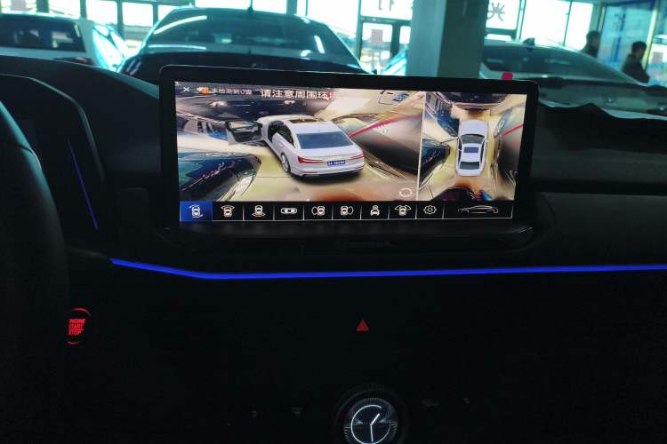 Used Honda Accord 2025 260TURBO Luxury Edition Audio And AC Panel
