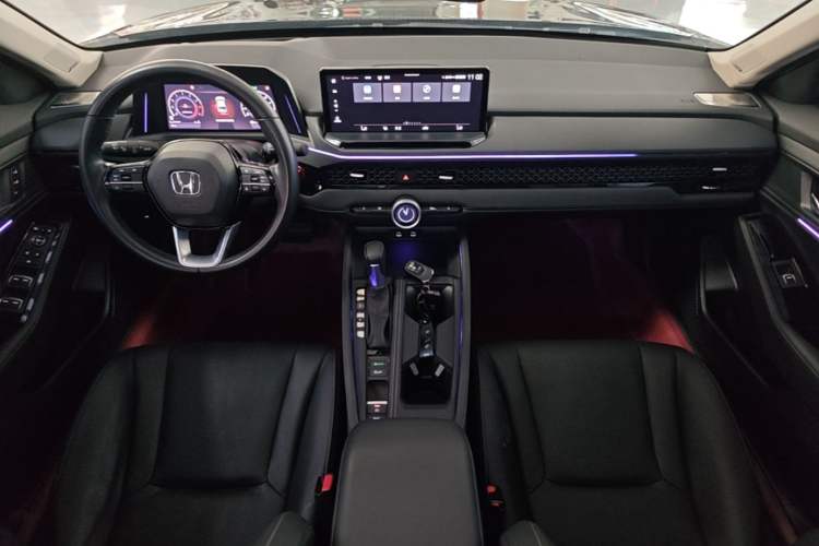 Used Honda Accord 2025 260TURBO Prestige Edition Center Console