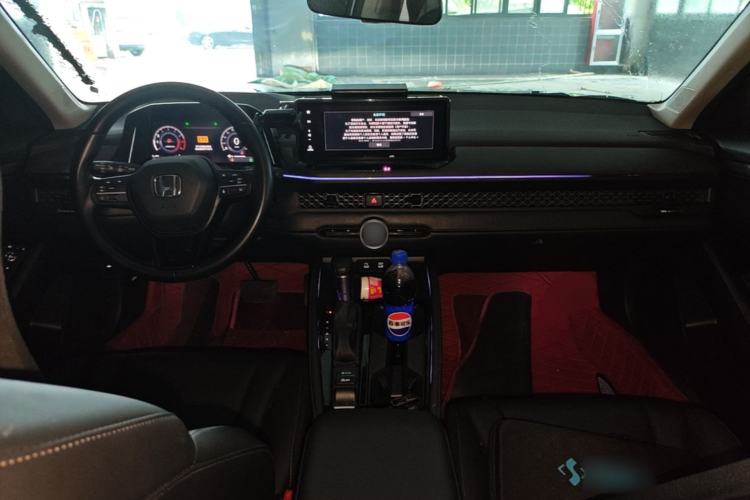Used Honda Accord 2025 260TURBO Luxury Edition Center Console